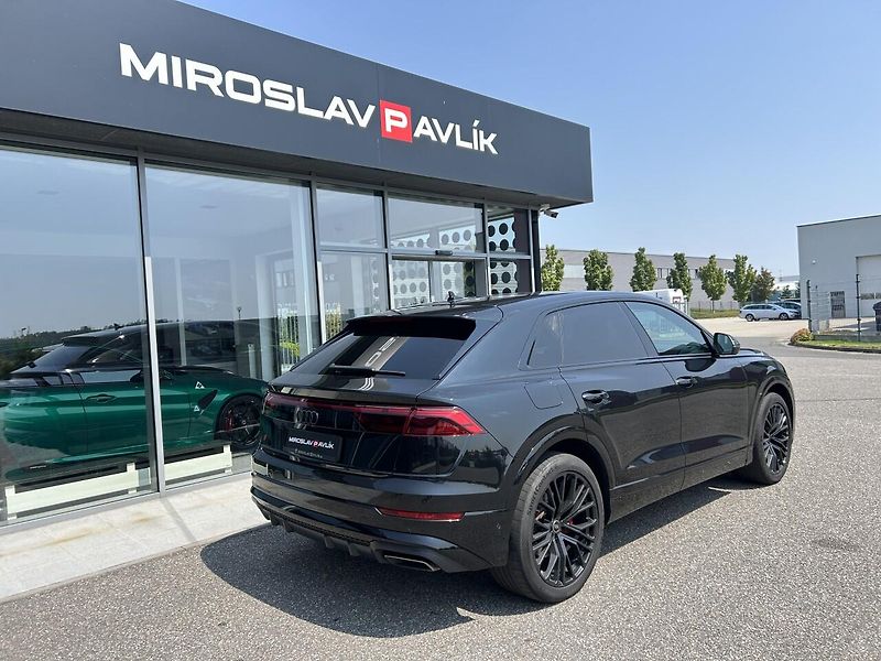 Audi Q8 50 TDI quattro ZÁRUKA - fotka 5 z 35