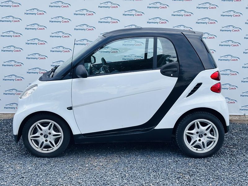 Smart Fortwo (2008) 1.0i COUPE 45 - fotka 2 z 5