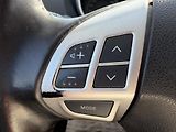 Citroën C-Crosser 2.2 HDI 4X4 MANUAL 7-MÍST ČR - náhled 17