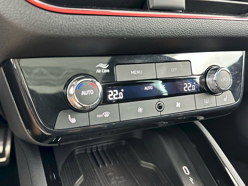Škoda Scala (2025) DSG 1.5TSI 110kW Monte Carlo - fotka 22 z 34