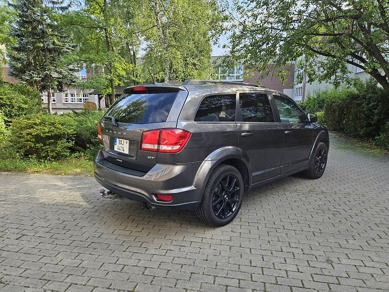 Dodge Journey (2017) GT 3,6 V6 AWD LPG 7 míst - fotka 6 z 24