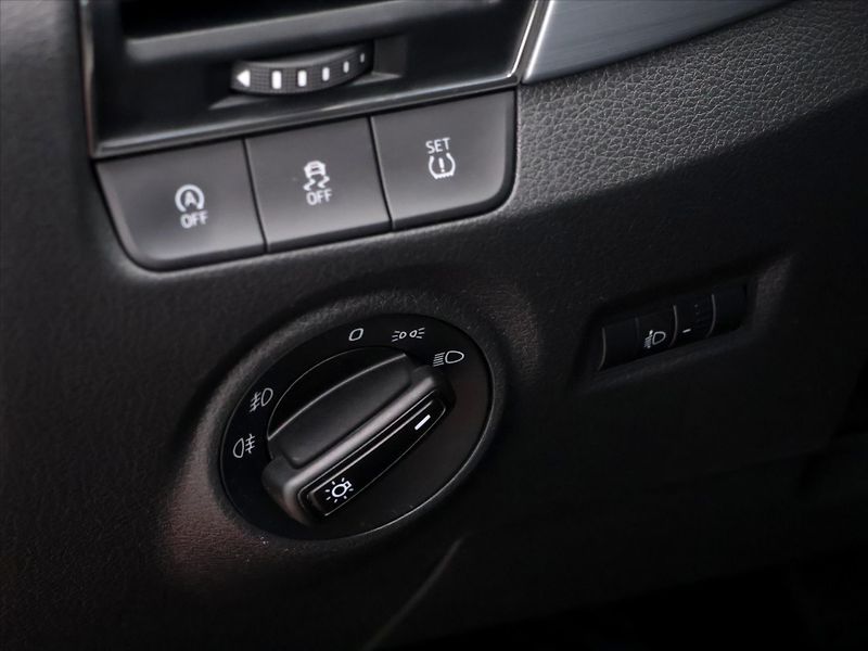 Škoda Fabia 1,2 TSI 81kW CZ Klima TažnéLED - fotka 15 z 29