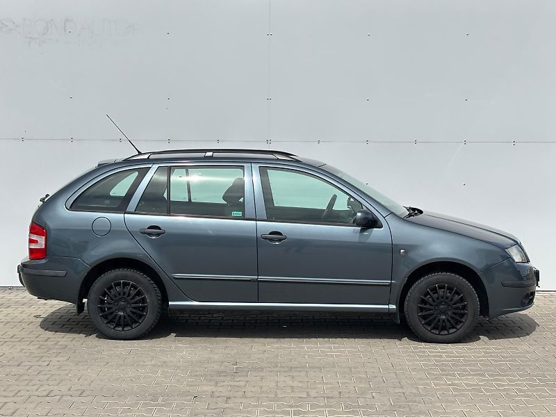 Škoda Fabia 1.2 HTP / 47 kW - fotka 8 z 24