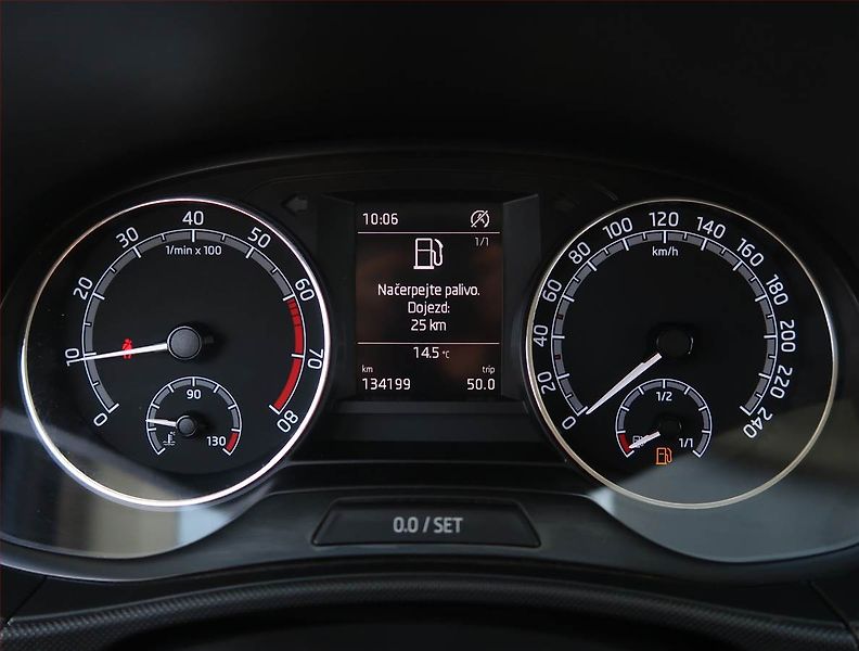 Škoda Fabia (2020) Drive 1.0 TSI, Tempomat - fotka 11 z 20
