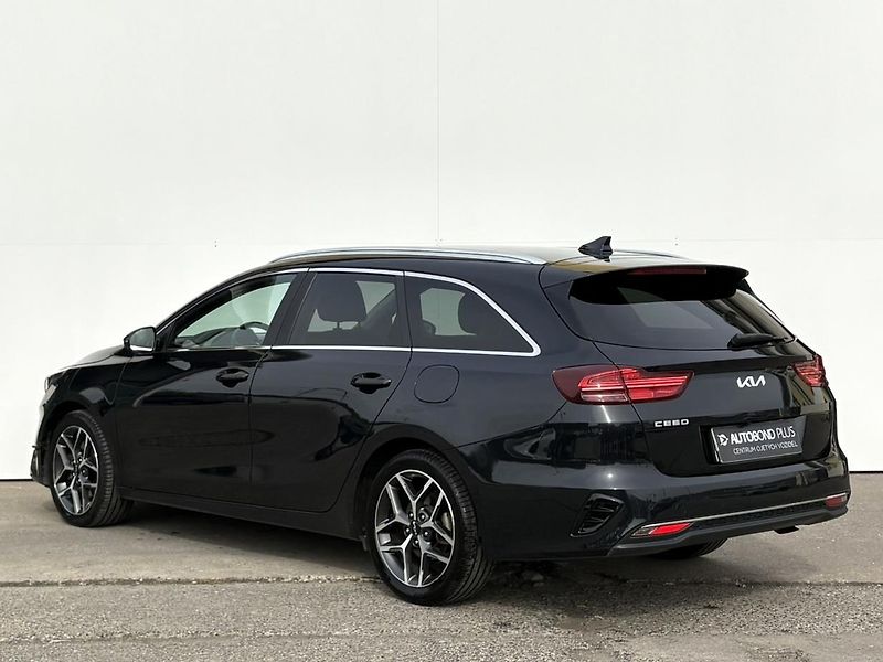 Kia Ceed 1.5 T-GDi 117kW DCT TOP - fotka 7 z 21