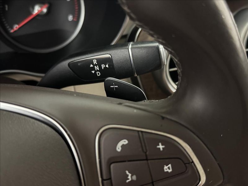Mercedes-Benz GLC 2,1 OFFR PAK. VZDUCH EXCLUSIVE - fotka 13 z 51