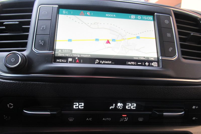 Citroën Jumpy SpaceTourer 8MÍST 1.MAJITEL - fotka 20 z 35