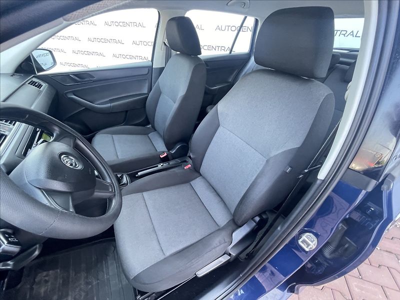 Škoda Rapid 1,2 TSi,77kW,po servisu - fotka 11 z 20