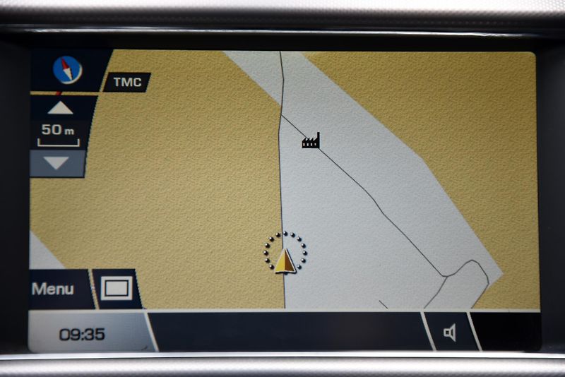 Jaguar XF 3.0 V6 S 202 kW A/T,XENON,NAVI - fotka 23 z 48