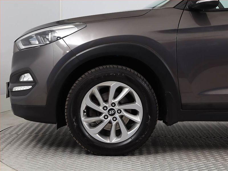 Hyundai Tucson (2016) 1.7 CRDi, Serv.kniha, Navi - fotka 13 z 16