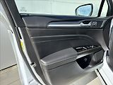 Ford Mondeo 2,0 TDCi Navi Kamera Kůže LED - náhled 13