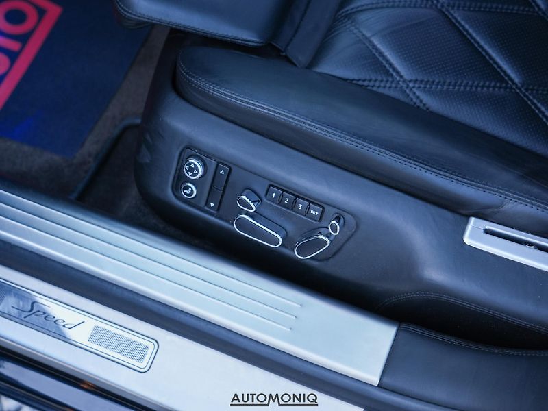 Bentley Continental Flying Spur (2010) Speed 6.0 Naim, Chladnička - fotka 7 z 25
