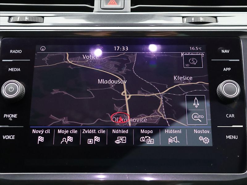 Volkswagen Tiguan 1,4 TSI DSG R-line matrix virt - fotka 24 z 36
