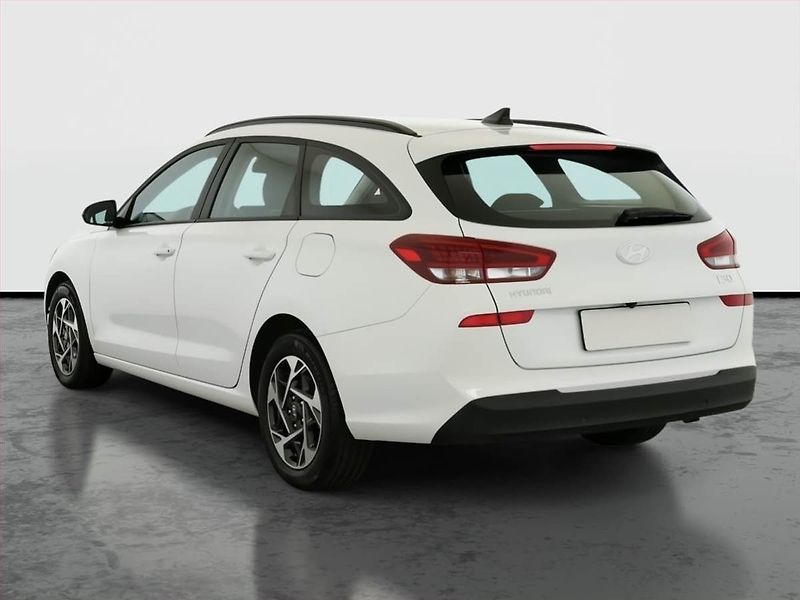Hyundai i30 (2024) Smart 1.0 T-GDI, ČR,1.maj - fotka 4 z 21
