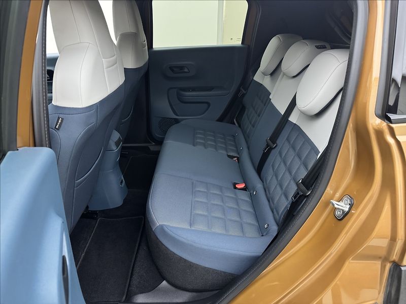 Fiat Grande Panda Electric 0,0 LA PRIMA KAMERA VÝHŘEV ČR - fotka 29 z 37