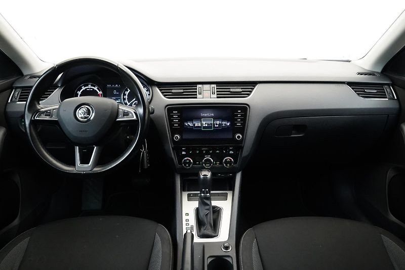 Škoda Octavia - fotka 5 z 24