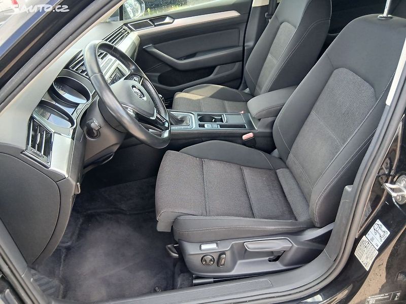 Volkswagen Passat TDI, B8, 199 000 km - fotka 15 z 37