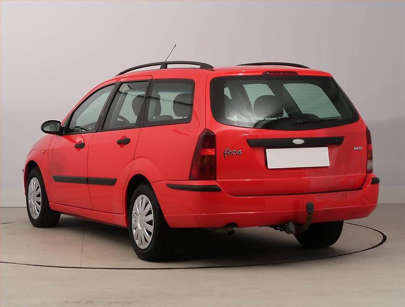 Ford Focus (2003) 1.8 TDDi, po STK, Tažné, Klima - fotka 4 z 14