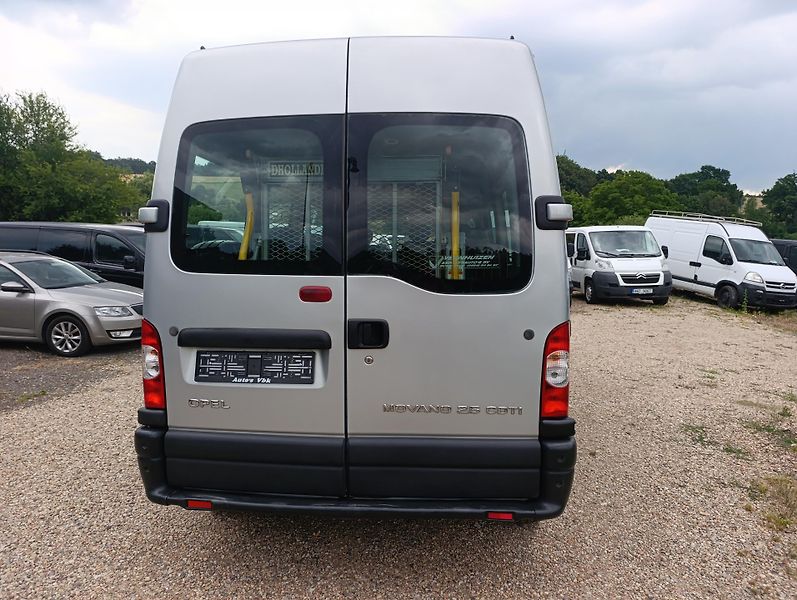Opel Movano (2009) 2.5 CDTI L3H2 9míst - fotka 11 z 28