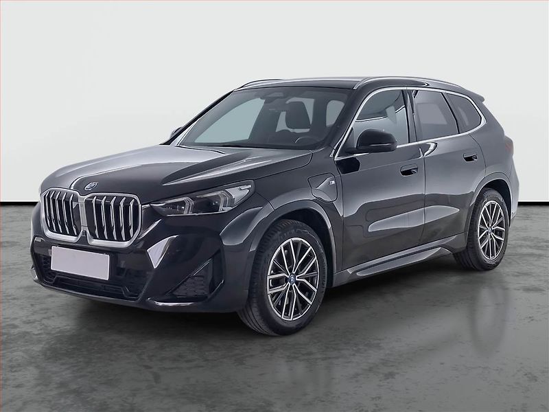 BMW X1 (2024) xDrive30e - fotka 2 z 29