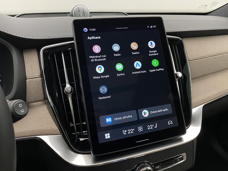 Volvo XC90 B5 AWD DARK ULTRA AUT CZ 7m - fotka 8 z 66
