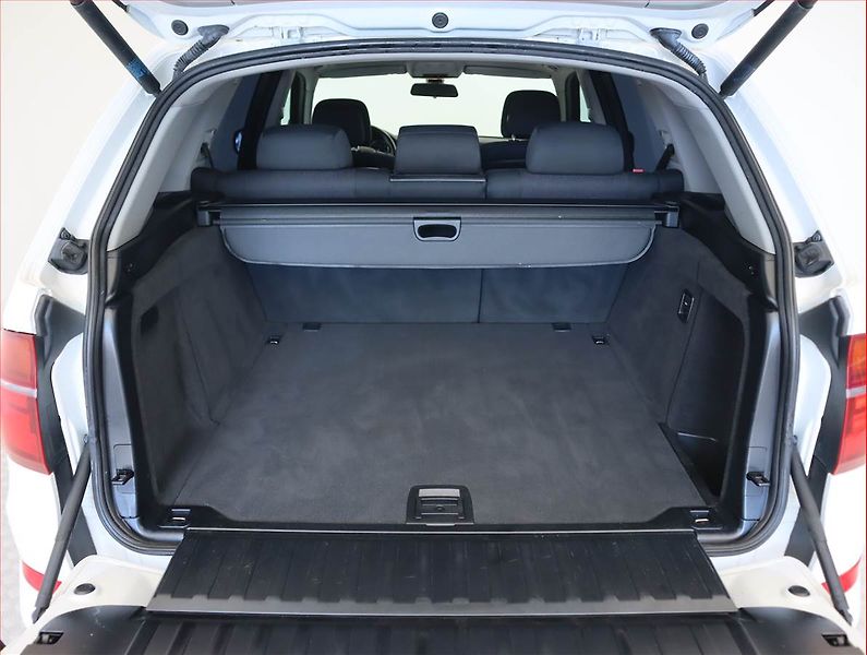 BMW X5 (2013) xDrive30d, 4X4, Automat - fotka 14 z 20
