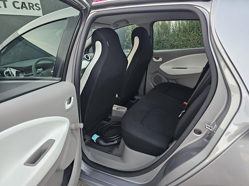 Renault ZOE NAVI,2xKOLA,SERVISKA - fotka 32 z 46