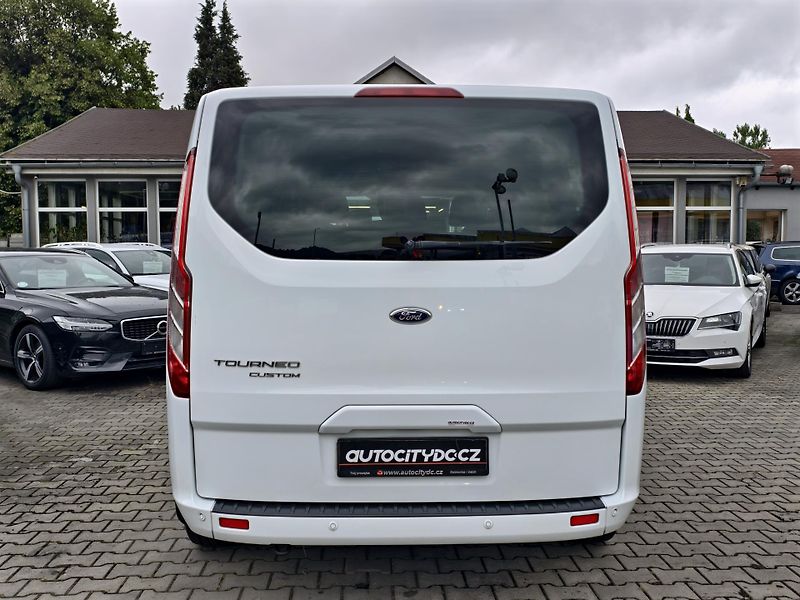 Ford Tourneo Custom 2.0 EcoBlue 125kW, 9 MÍST, L2 - fotka 5 z 25