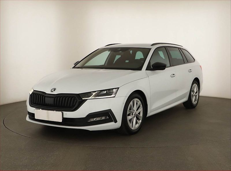 Škoda Octavia (2022) Style 2.0 TDI, Automat, ČR - fotka 2 z 17
