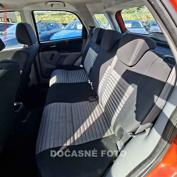 Suzuki SX4 (2011) 1.6i 4x4, 1.maj,ČR, AC - fotka 9 z 17