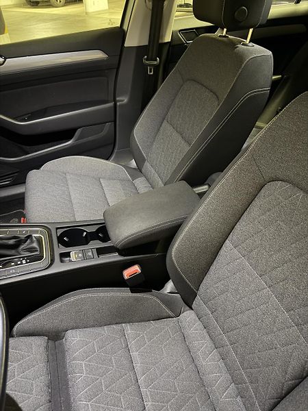 Volkswagen Passat Variant (2022) VW Passat B8 2.0 TDI DPH - fotka 10 z 15