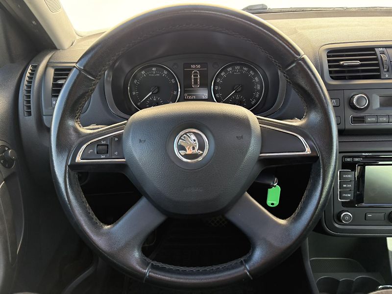 Škoda Fabia 1.2 TSI DSG / 77 kW Elegance - fotka 14 z 23