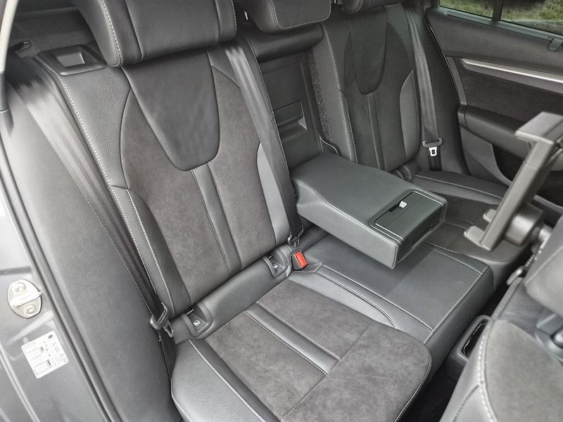 Škoda Octavia 130 let Premium 1.5 TSI 110 kW - fotka 20 z 39