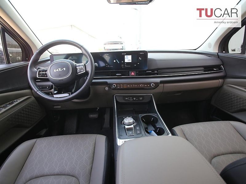 Kia Carnival (2024) 2.2 Diesel Automat 6+3 místa - fotka 12 z 33