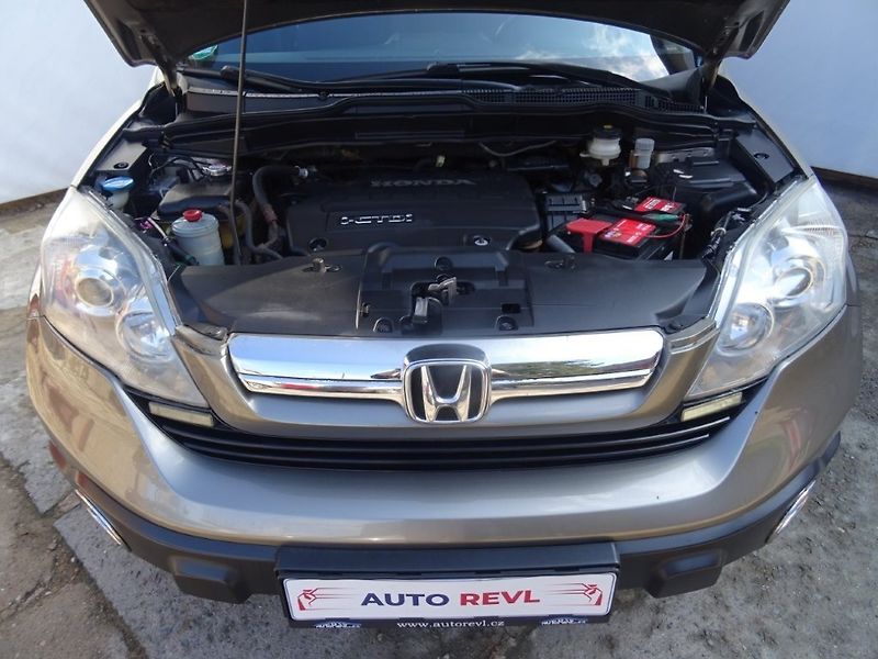 Honda CR-V (2008) 2.2CDTi,103kW,4X4,s.kniha - fotka 20 z 22