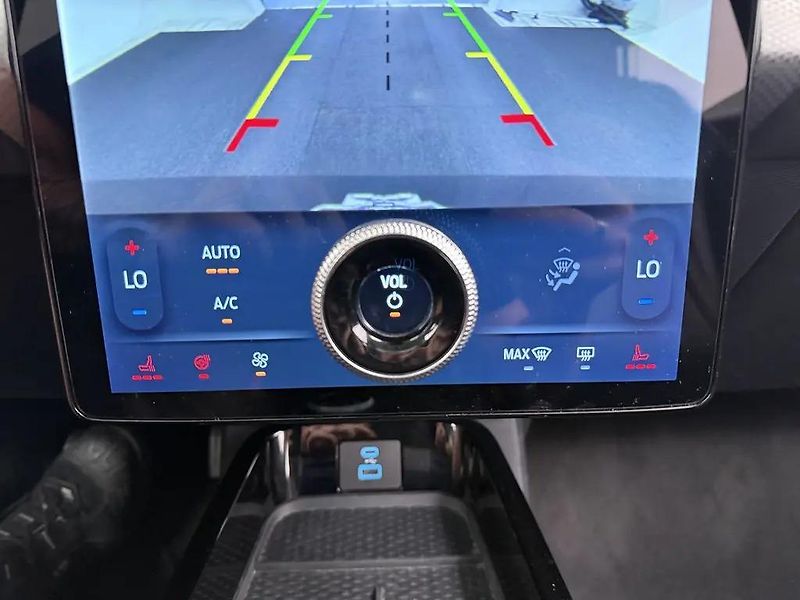Ford Mustang Mach-E RWD 75kWh 190kW 1.Maj DPH - fotka 6 z 9