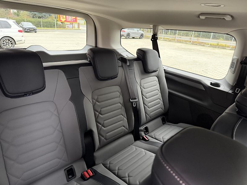 Volkswagen Caravelle (2026) 2.0TDI 125kW 8AUT DR ACC IQ!!! - fotka 26 z 43