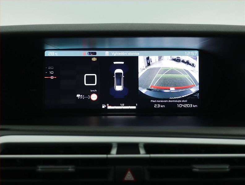 Citroën Grand C4 SpaceTourer (2021) 1.5 HDi, 7 míst, Kůže, Navi - fotka 17 z 20