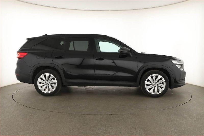 Škoda Kodiaq (2025) 1.5 TSI - fotka 6 z 16