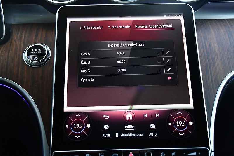 Mercedes-Benz Třídy C 43 AMG 4M N.TOP PANO HUD ČR - fotka 37 z 54