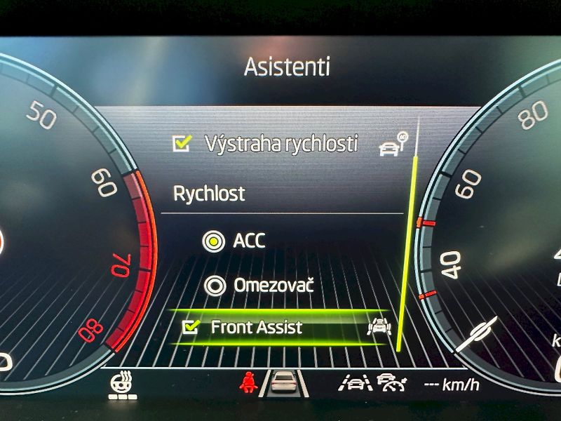 Škoda Karoq (2026) 1,5 TSI / 110 KW / DSG / Top S - fotka 19 z 30