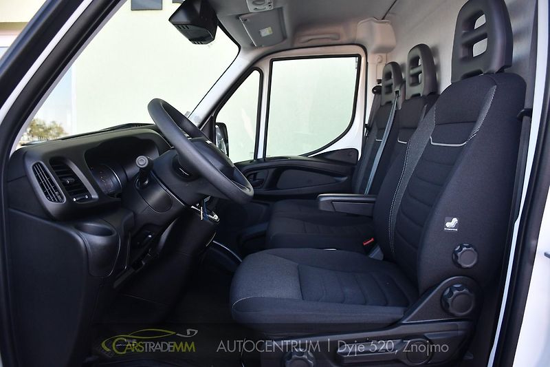 Iveco Daily 2,3HPi AUTOMAT REZERVACE - fotka 10 z 44