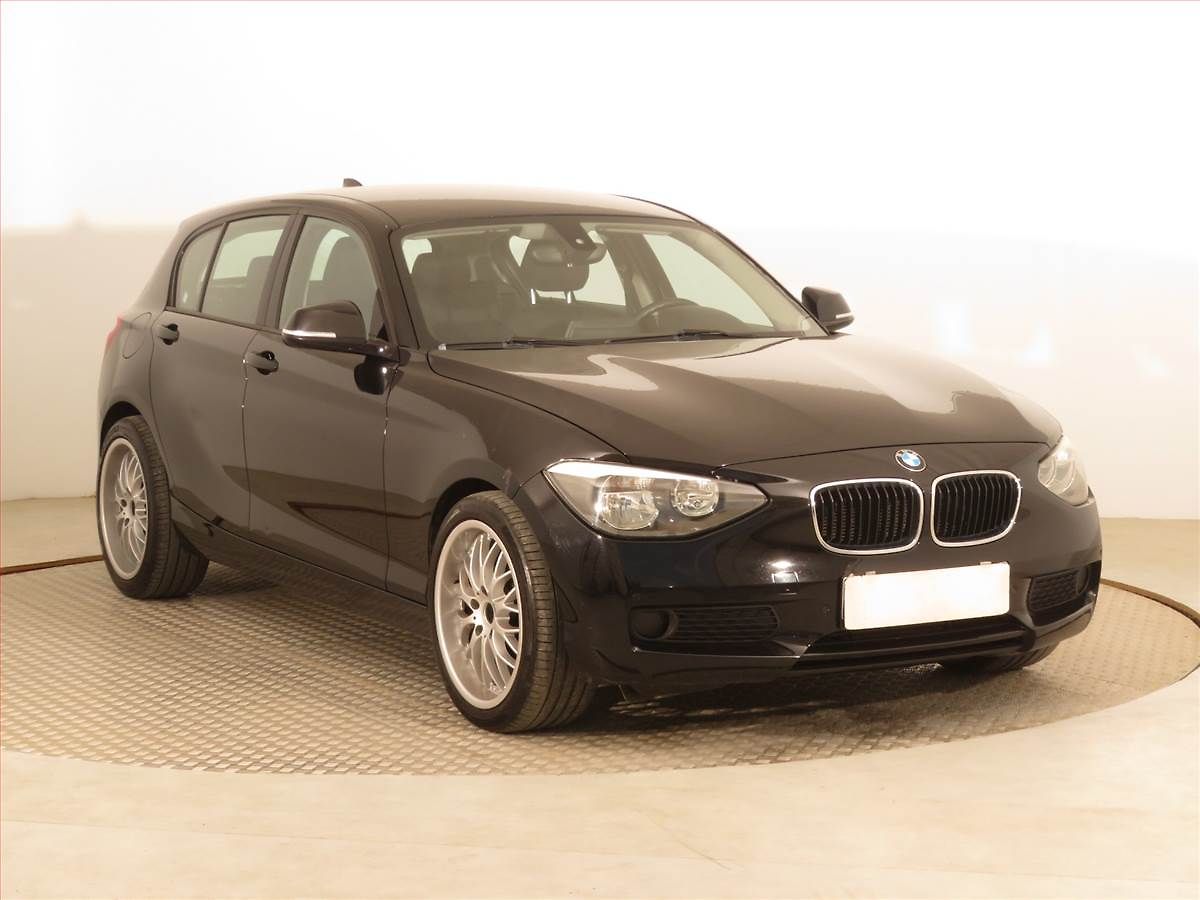 BMW Řada 1 116d, Serv.kniha, Navi