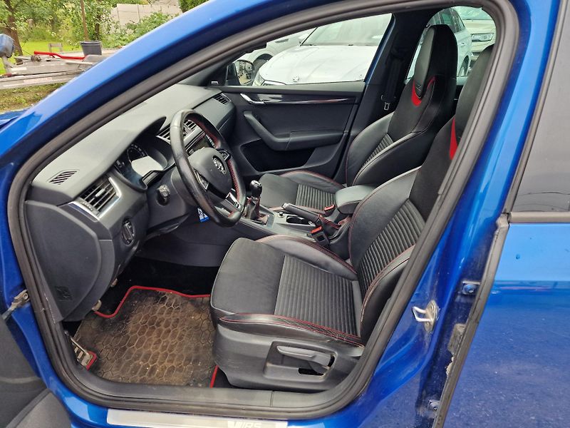 Škoda Octavia RS 2,0TDI 135KW  - fotka 7 z 23