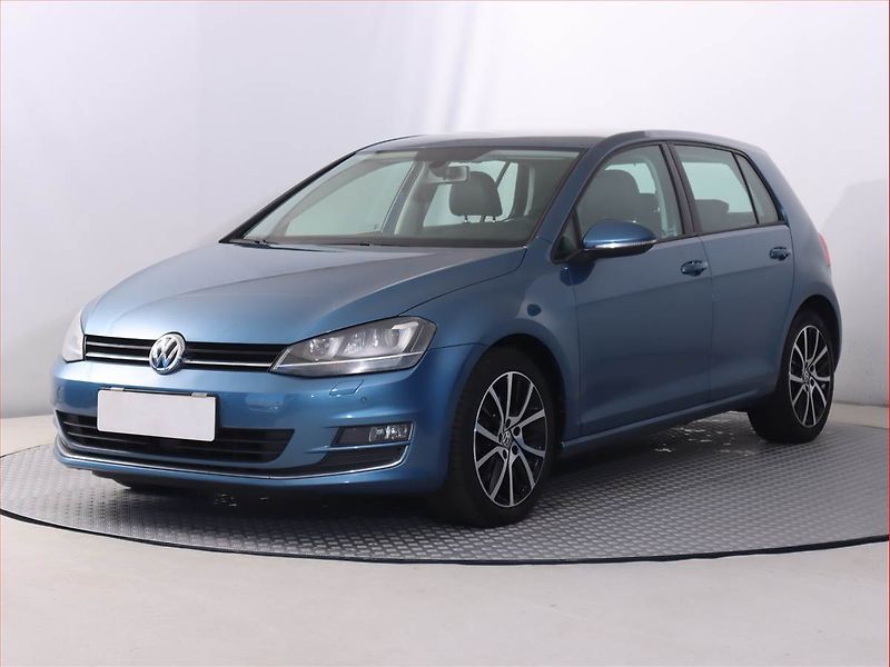 Volkswagen Golf (2014) 1.4 TSI, Serv.kniha, Xenony - fotka 2 z 21