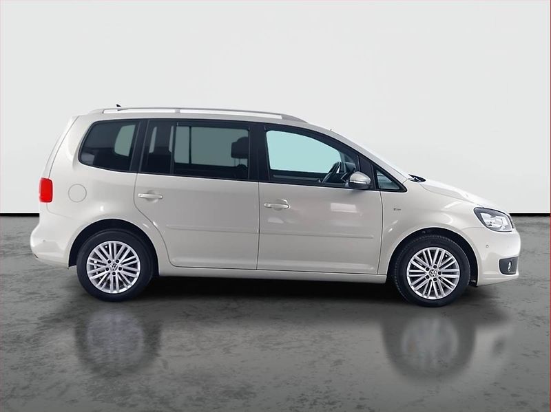 Volkswagen Touran (2015) 2.0 TDI, Navi, Bi-Xenony - fotka 6 z 20