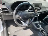 Hyundai i30 (2018) 1.0 TGDi, ČR, AC, tempo - náhled 13