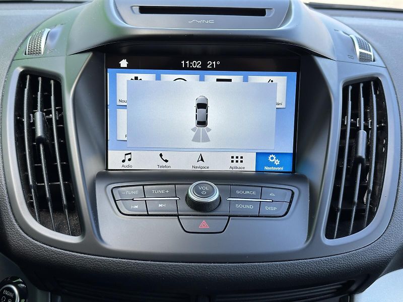 Ford Kuga 2.0TDCi 4x4 150PS NAVI Tempoma - fotka 29 z 38