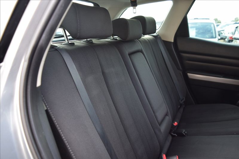 Mazda CX-7 2,2 CD 127KW VÝHŘEV KLIMA ALU - fotka 25 z 45