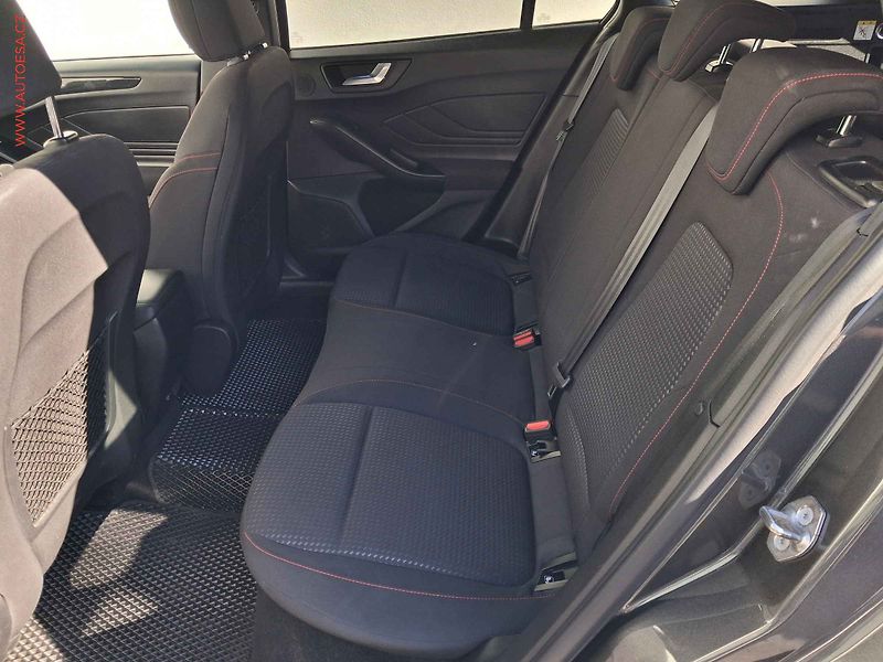 Ford Focus (2020) 1.5 TDCI, 2.maj, AT, navi - fotka 10 z 20